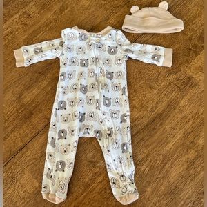 ✨Baby essentials✨ 2 piece